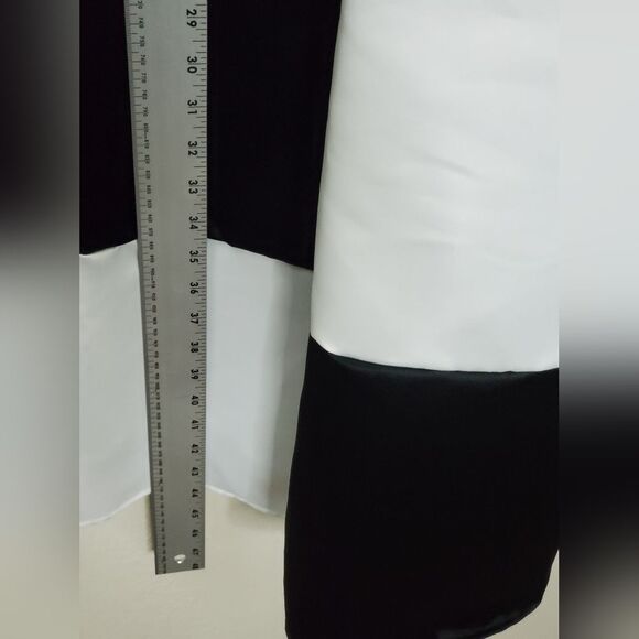 Jessica McClintock Girls Black and White Sleeveless Dress - Picture 11 of 16